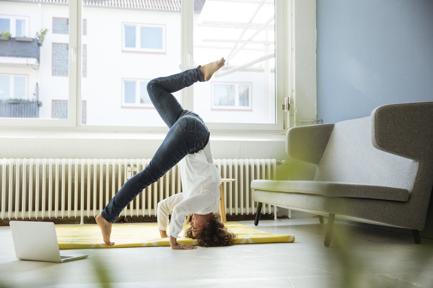 The Strength-Boosting Sequence That’ll Help You Master the Yoga Headstand