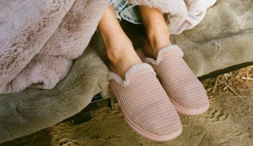 You Can Now Wear the Internet’s Favorite ‘Marshmallow’ Blanket on Your Feet—And We’re Buying a Pair in Every Color