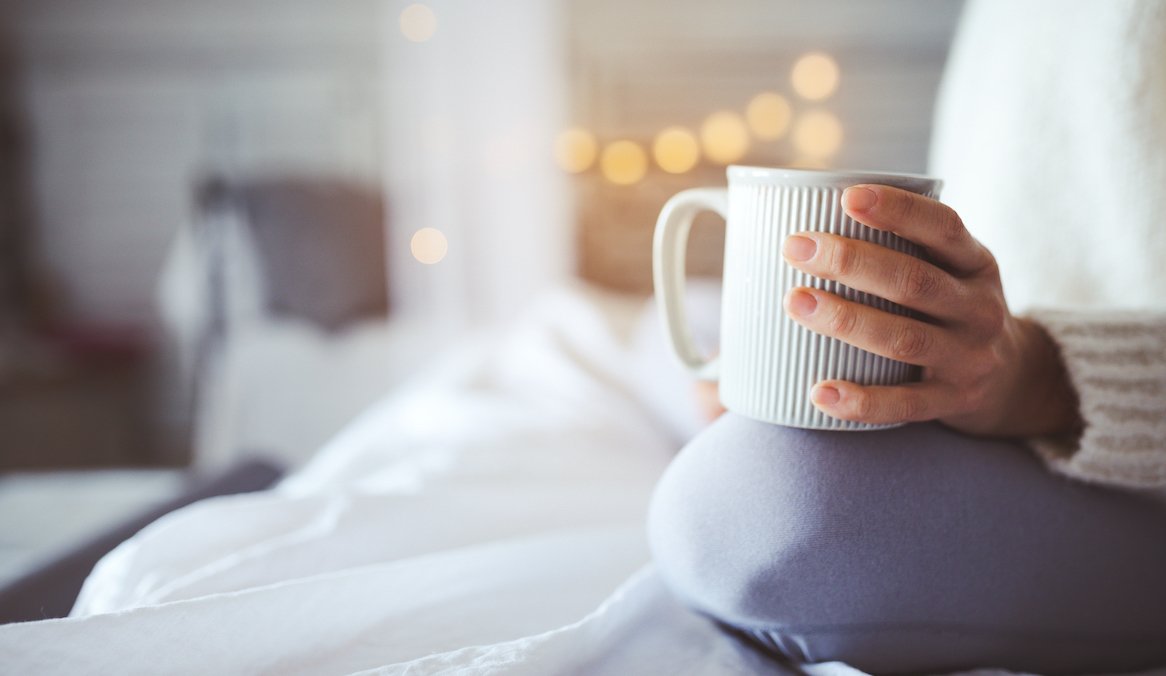 3 Pre-Bedtime Teas That Are Good for Your Gut