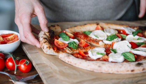 Found: Frozen Pizza So Dang Good, You’ll Swear You’re Eating a Fresh Pie Al Fresco in Italy