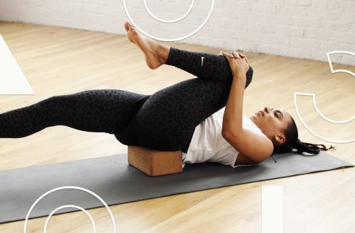 Open Up Tight Hips and Shoulders With This 20-Minute Mobility Workout