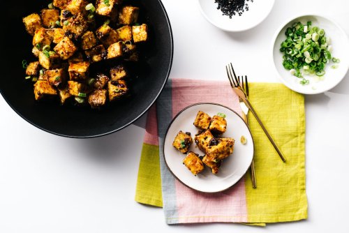We Can’t Stop Cooking These Honey Garlic Tofu Bites (And Not Just Because They Pack 40 Grams of Protein Per Serving)