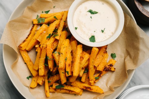 Crunchy Air Fryer Carrot Fries Are the Anti-Inflammatory Summer Snack Your Dips Deserve