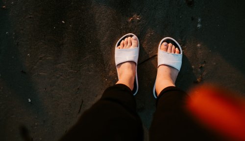These New Slide Sandals Provide Arch Support, Cushion, and Grip—It’s No Wonder They Got the Podiatrist Seal of Approval