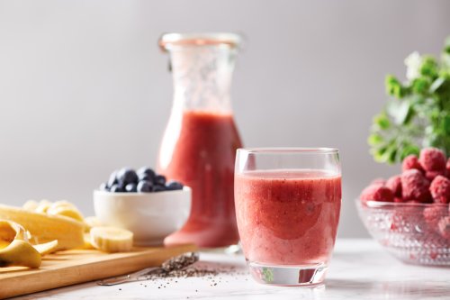 This Strawberry ‘Hydration Smoothie’ Is a Super Source of Longevity-Boosting Lycopene