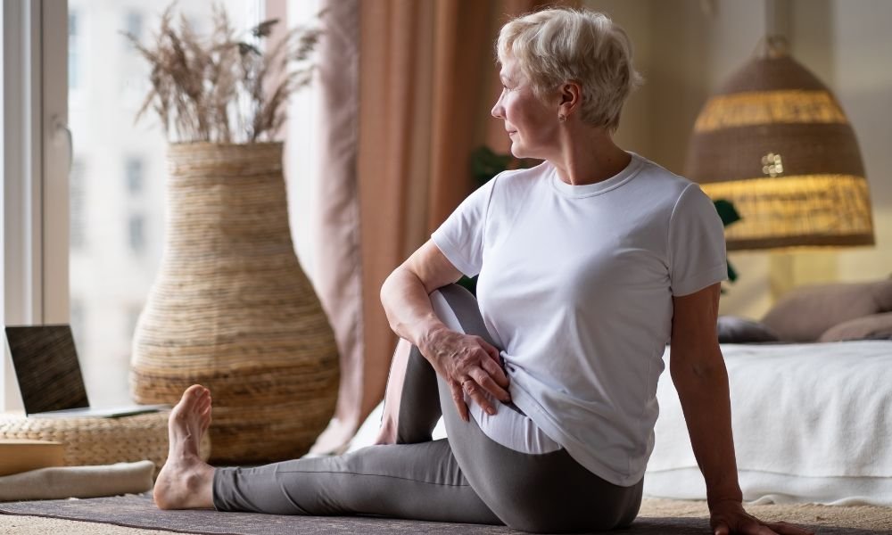 Over 60? Do These 7 Stretches To Relieve Morning Aches and Pains
