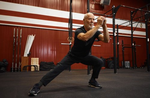 Want to Age Well? Build Strength and Mobility With This 10-Minute Workout at Home