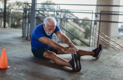 Want to Age Well? Do these 5 Stretches Every Day, Says Expert