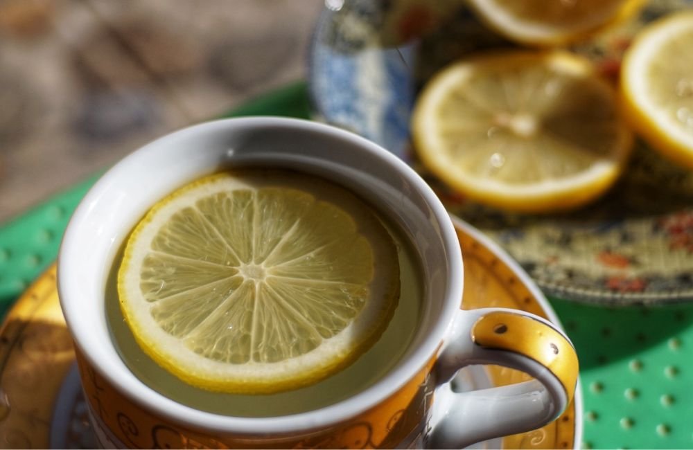I Drank Hot Lemon Water Every Day for a Week and These Things Happened