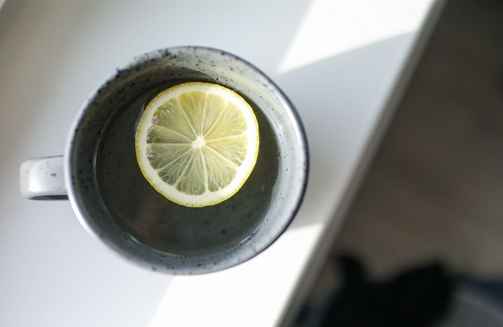 I Drank Warm Lemon Water Every Morning for a Week and Experienced a Bizarre Effect