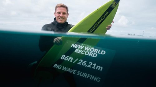 Ein Deutscher bezwingt die höchste jemals gesurfte Welle