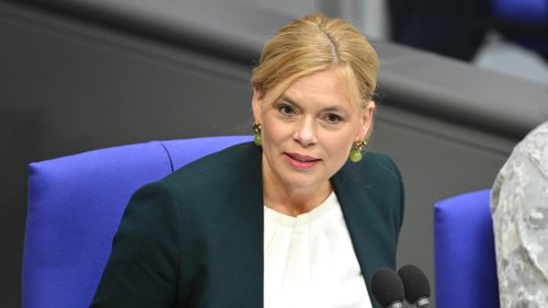 „Habe nicht gesagt, dass Kirche sich nicht einmischen soll“, sagt Klöckner
