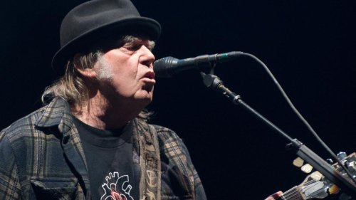 Wegen umstrittenen Podcasts – Sänger Neil Young zieht sich von Spotify zurück