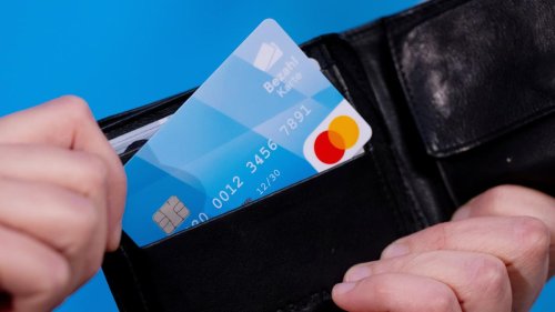 30 Prozent mehr freiwillige Ausreisen seit Einführung der Bezahlkarte