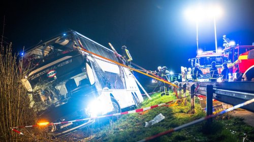 Erneut schweres Busunglück auf Autobahn – 22 Verletzte in NRW