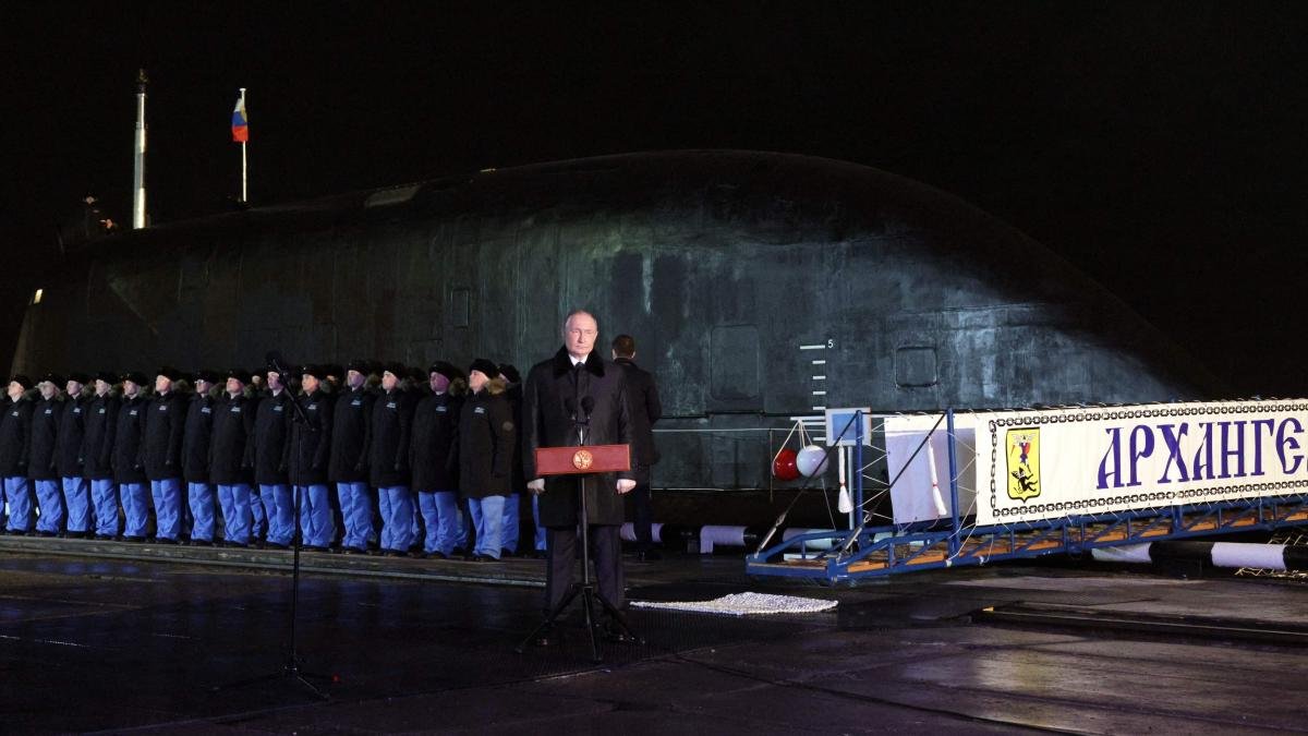 Putin lässt erstes Atom-U-Boot mit „Zirkon“-Hyperschallraketen zu Wasser