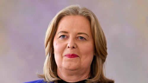 Bas warnt vor Jobverlusten und verteidigt Rentenvorstoß