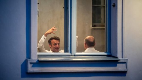 Beim Essen im Sterne-Restaurant versucht Scholz einen Neustart mit Macron