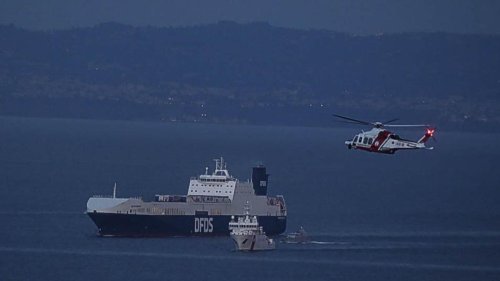 Migranten kapern Frachtschiff vor Neapel