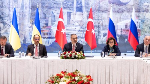 Gespräche in Istanbul beendet – Ukraine erbost, Merz „sehr enttäuscht"