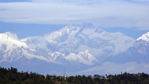 Erfolgreicher deutscher Bergsteiger im Himalaja vermisst