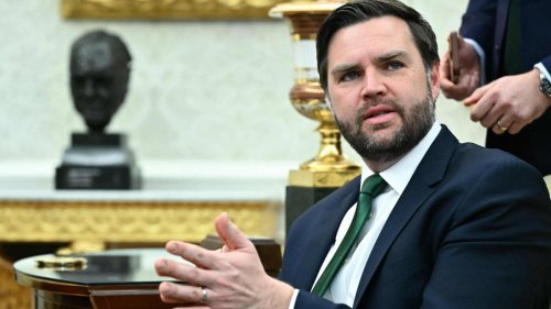 „Europa läuft Gefahr, zivilisatorischen Selbstmord zu begehen“, sagt J.D. Vance
