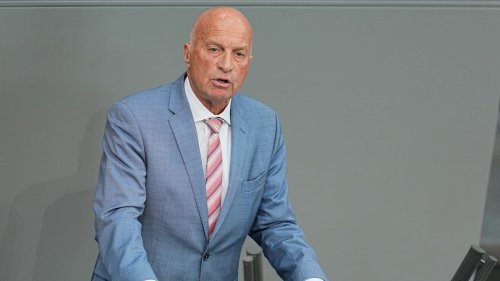 AfD-Politiker Lucassen glorifiziert Kreta-Invasion der Wehrmacht