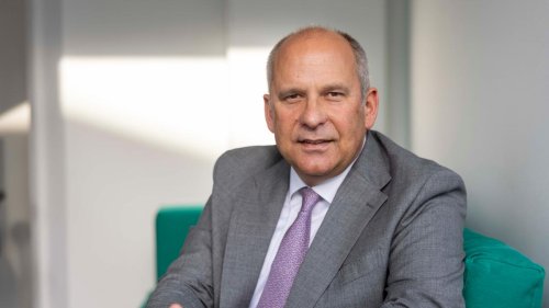 CDU-Innenminister nennt AfD-Werte „alarmierend“ und erbittet Geduld für „Migrationswende“