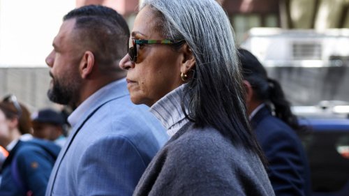 „Diddy“ soll auch Mutter seiner Ex-Freundin mit den Sexvideos erpresst haben