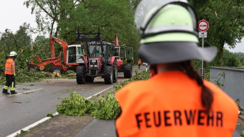 „Windhose zog quer durch die Stadt“ – mehr als 30 Verletzte in Paderborn