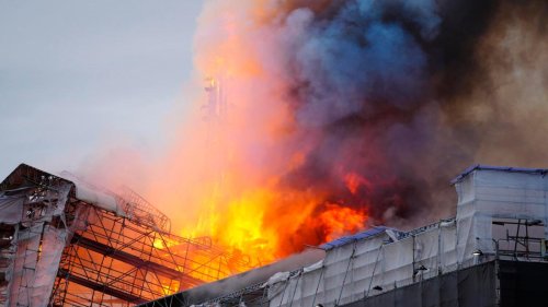 „Unser Notre-Dame-Moment“ – Kopenhagens historische Börse steht in Flammen