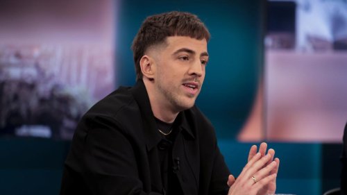„Deutschland ist es wert“ – für dieses Plädoyer bekommt der Influencer langen Applaus