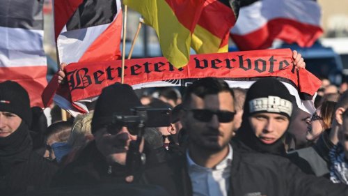 Neonazi-Aufmarsch nach Protesten aufgelöst