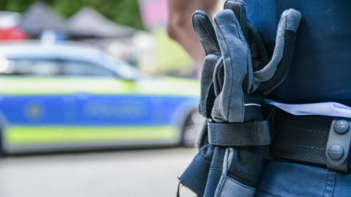Hamburger Polizei durchsucht Wohnungen von Silvester-Randalierern