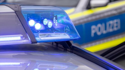 Messerstich in den Hals – Polizist in Berlin durch Angriff schwer verletzt