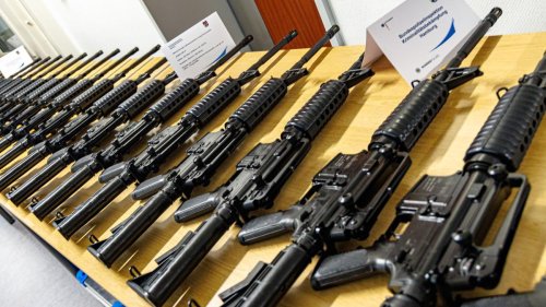 So klärte die Bundespolizei den spektakulären Diebstahl von 40 halbautomatischen Langwaffen auf