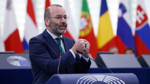 EVP-Chef Weber wegen Kontakten zu Melonis Regierung in Rom in Kritik