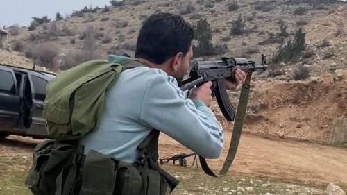 „Vorbereitungen laufen“, schrieb der Berliner Verdächtige nach dem Training am Sturmgewehr