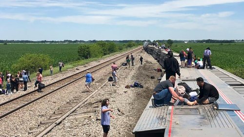 Zug mit 200 Passagieren entgleist – mindestens drei Tote
