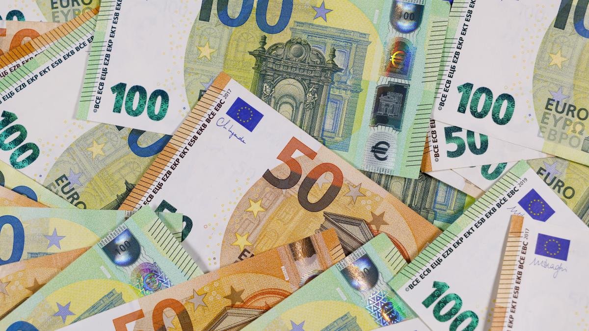 Plus acht Prozent – Steuereinnahmen des Staates steigen rasant