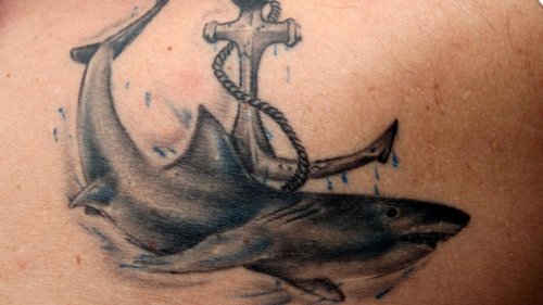 Ein Tattoo als Souvenir von der Kreuzfahrt