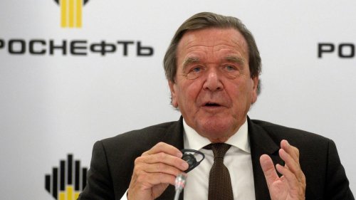 Gerhard Schröder gibt seinen Posten bei Rosneft auf