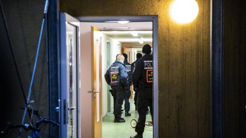 Drogenrazzia in Asylunterkünften – rund 150 Beamte im Einsatz