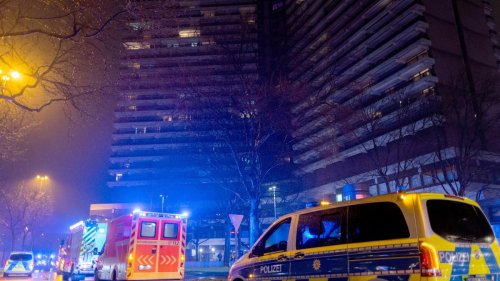 Brand in Kölner Hochhaus gelöscht – 14 Bewohner leicht verletzt