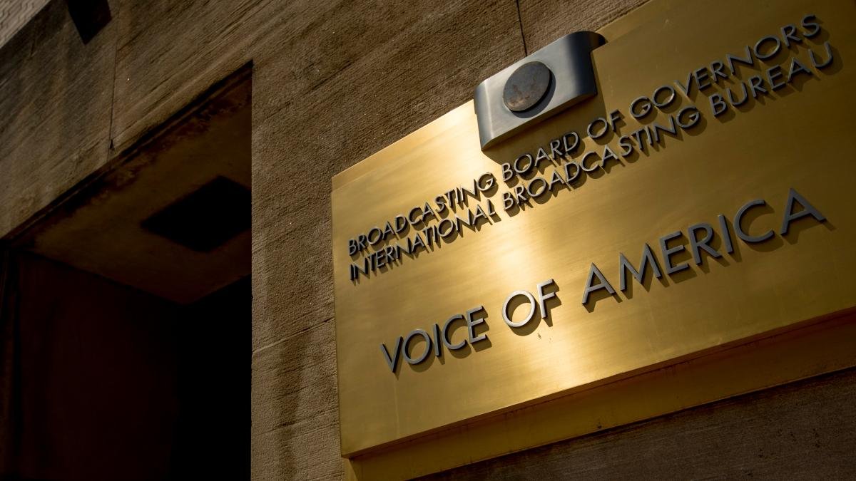 Ein „großes Geschenk an Amerikas Feinde“ – Trump streicht Finanzierung für Auslandssender