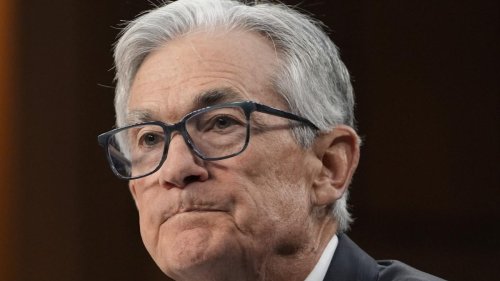 „Ich habe nicht die Absicht, ihn zu entlassen“ – Trump beugt sich erneut dem Druck der Finanzmärkte