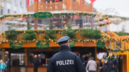 Soll Anschlag auf Weihnachtsmarkt geplant haben – 20-Jähriger bleibt in Gewahrsam