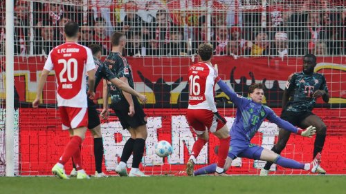 „Wie eine reife Pflaume“ – Das Unglück des jungen Bayern-Torwarts