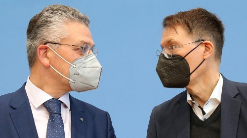 RKI-Chef Wieler wirbt weiter für Isolation und Masken