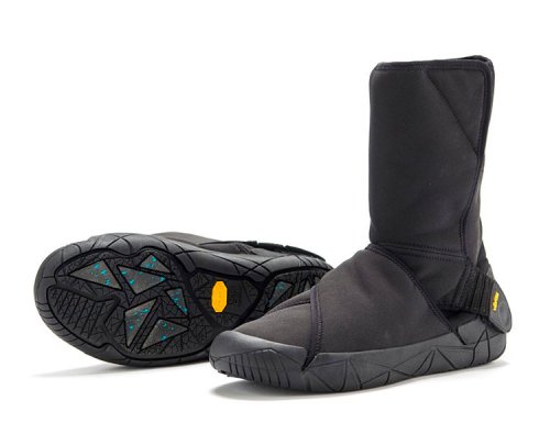 This Waterproof Vibram Boot is Ready for Shoveling Season